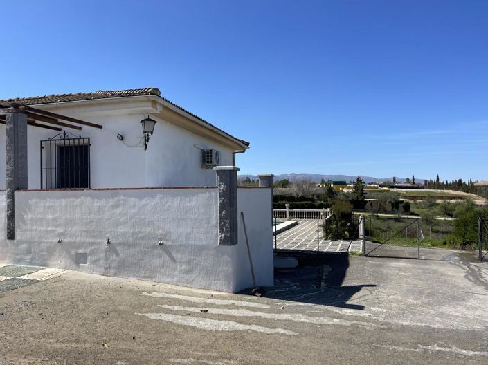 Image No.46-3 Bed Property for sale