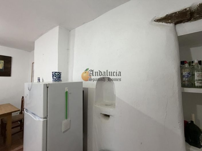 Image No.13-5 Bed Property for sale