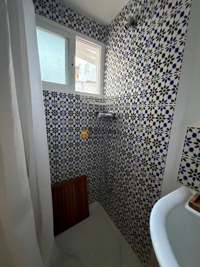 Image No.16-5 Bed Property for sale