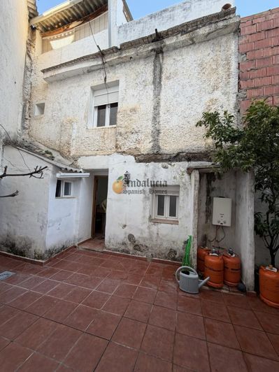 Image No.46-5 Bed Property for sale