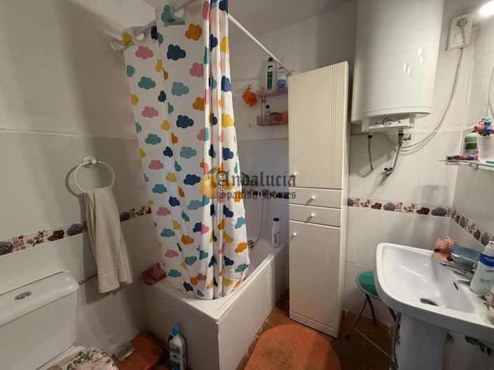 Image No.21-3 Bed Property for sale