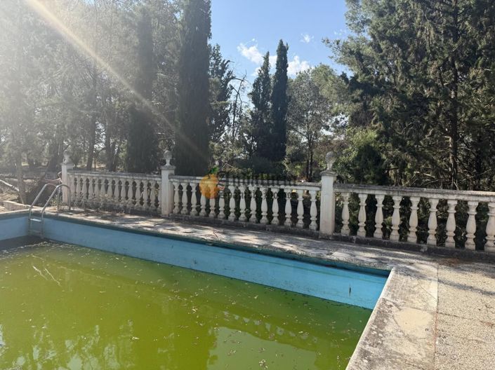 Image No.41-3 Bed Property for sale