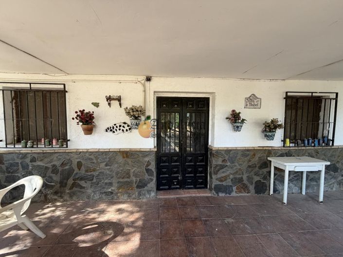 Image No.8-3 Bed Property for sale