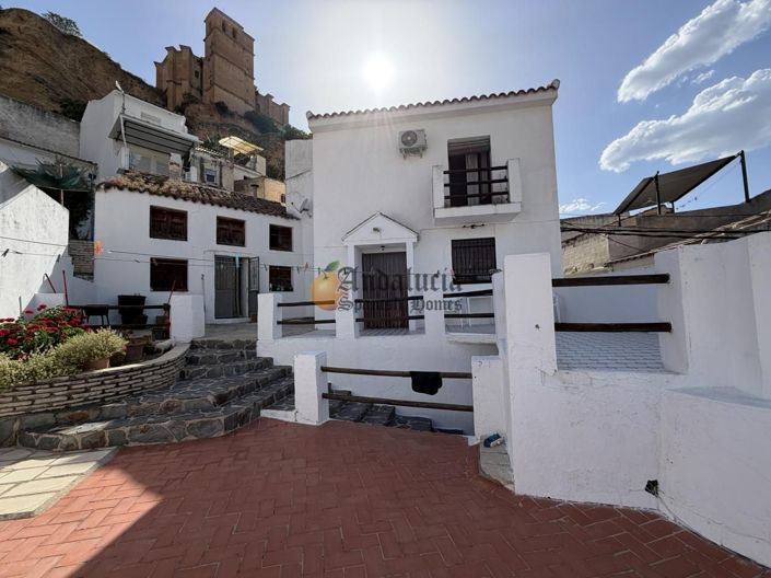 Image No.2-Propriété de 4 chambres à vendre à Montefrío