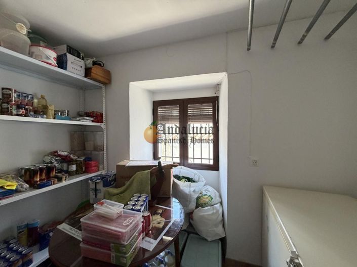 Image No.9-Propriété de 4 chambres à vendre à Montefrío