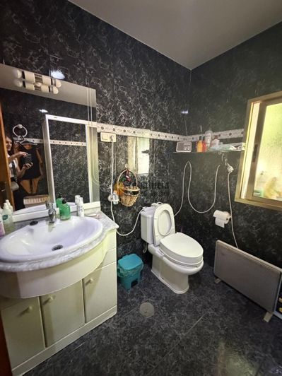 Image No.22-4 Bed Property for sale