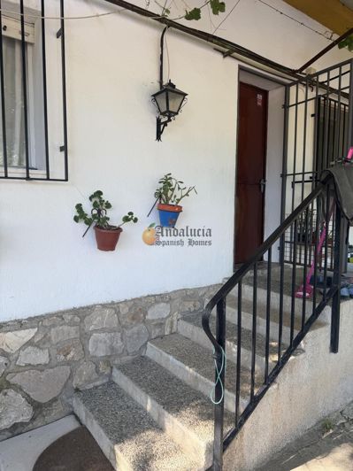 Image No.23-4 Bed Property for sale
