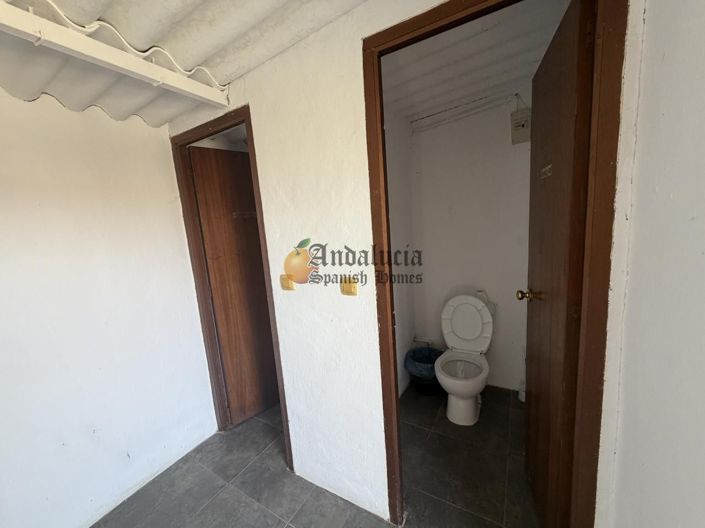 Image No.42-4 Bed Property for sale