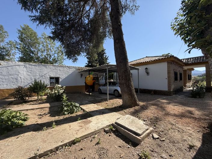 Image No.49-4 Bed Property for sale