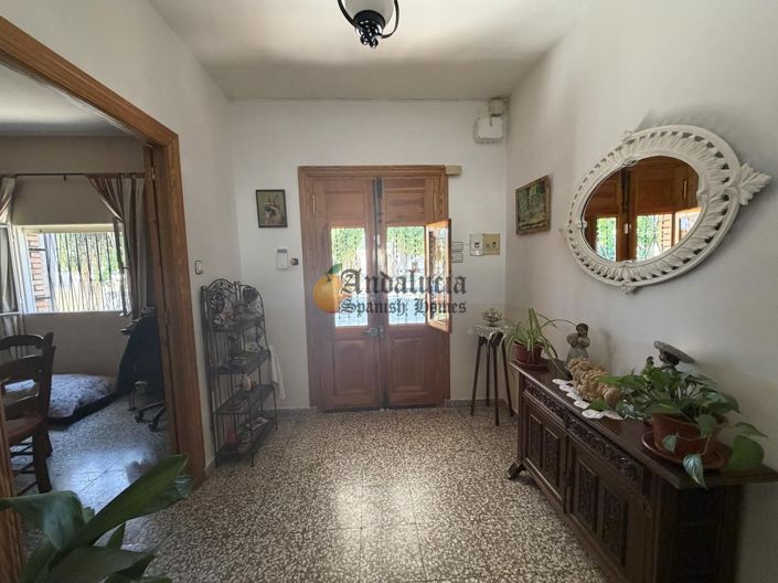 Image No.5-4 Bed Property for sale