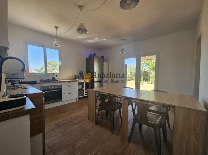 Image No.18-3 Bed Property for sale
