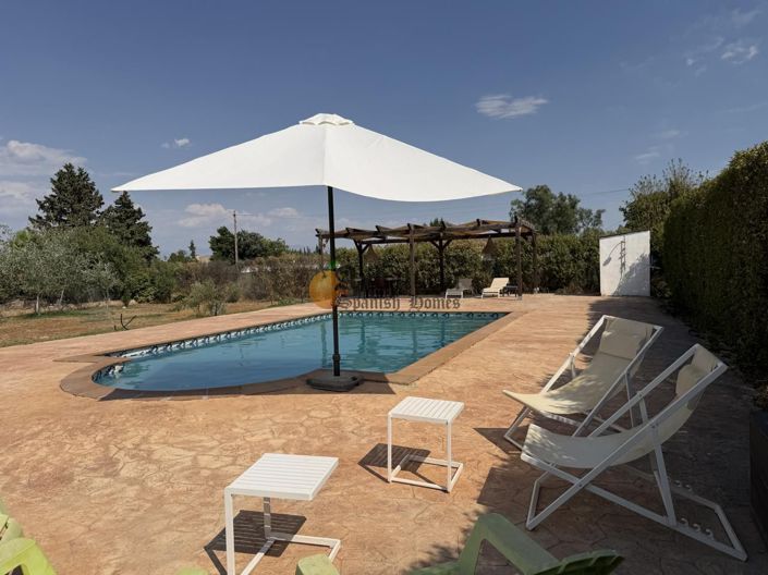 Image No.31-3 Bed Property for sale