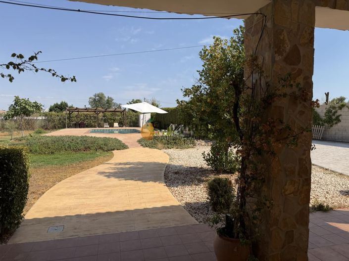 Image No.35-3 Bed Property for sale