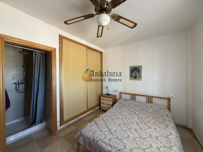 Image No.22-4 Bed Property for sale