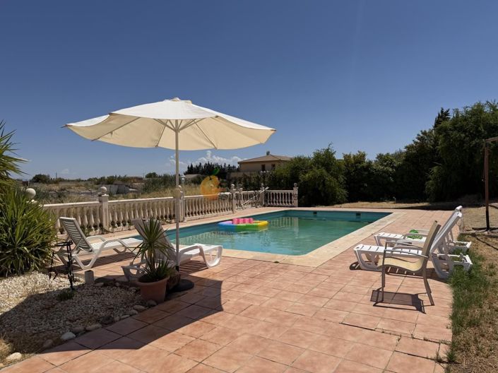 Image No.3-4 Bed Property for sale