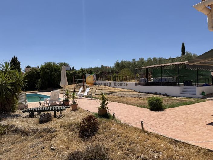 Image No.47-4 Bed Property for sale