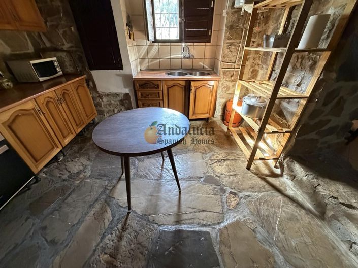 Image No.39-6 Bed Property for sale