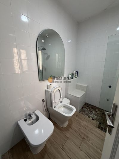 Image No.23-3 Bed Property for sale