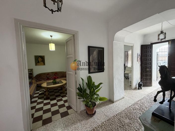 Image No.31-3 Bed Property for sale