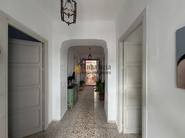 Image No.36-3 Bed Property for sale