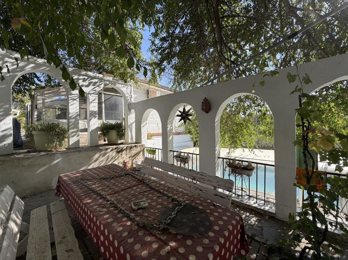 Image No.22-4 Bed Property for sale