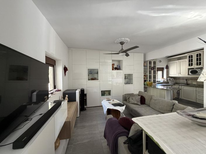 Image No.9-4 Bed Property for sale
