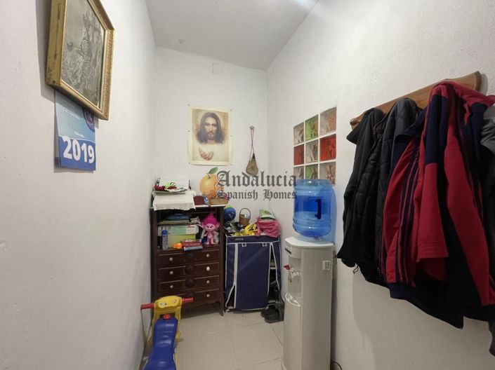 Image No.19-2 Bed Property for sale