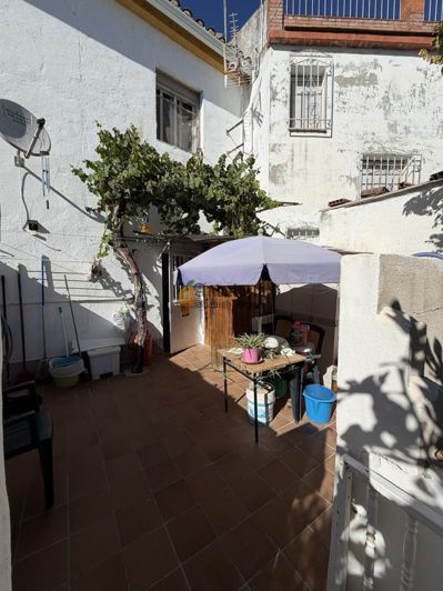 Image No.2-2 Bed Property for sale