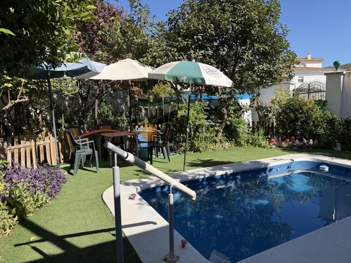 Image No.3-2 Bed Property for sale