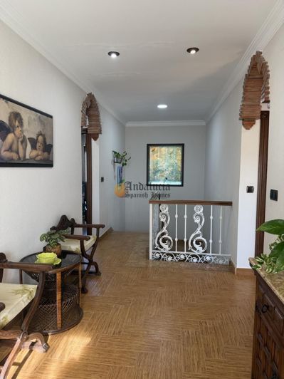 Image No.52-5 Bed Property for sale