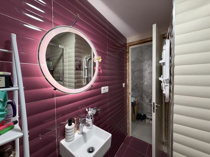 Image No.14-3 Bed Property for sale