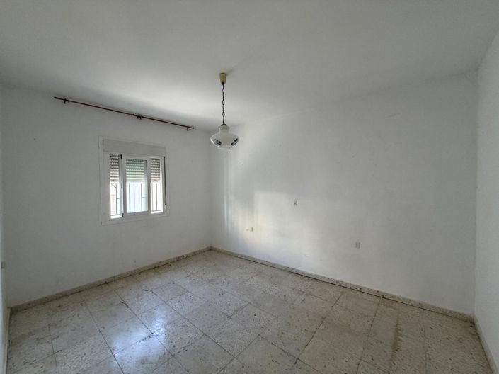 Image No.19-2 Bed Property for sale