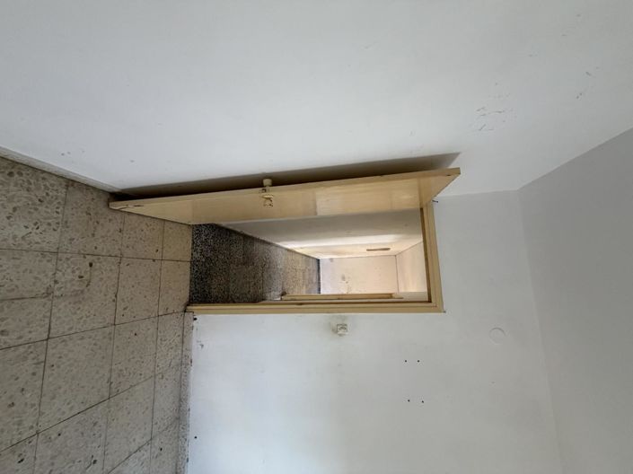 Image No.21-2 Bed Property for sale