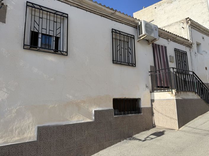 Image No.23-2 Bed Property for sale