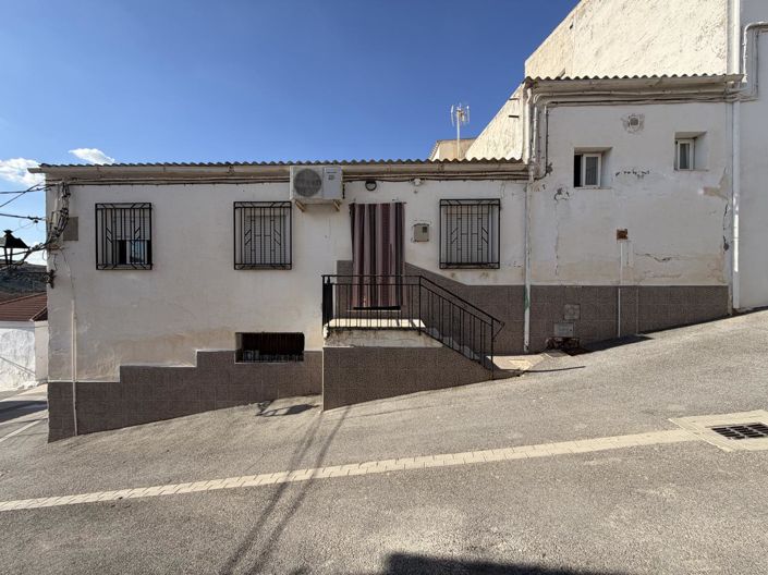 Image No.25-2 Bed Property for sale