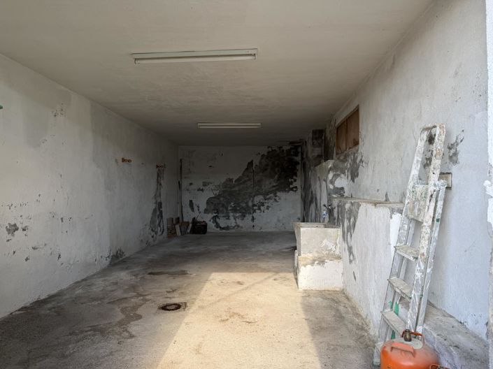 Image No.6-2 Bed Property for sale