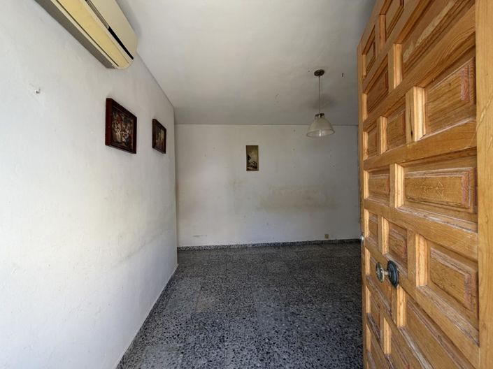 Image No.8-2 Bed Property for sale