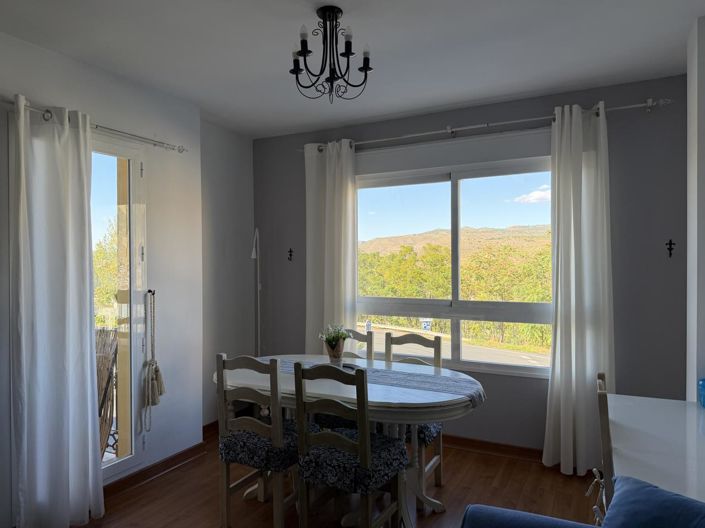 Image No.6-Propriété de 3 chambres à vendre