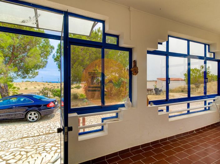 Image No.12-6 Bed House for sale