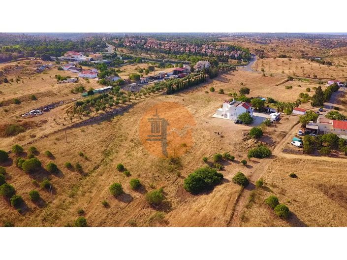 Image No.104-6 Bed House for sale