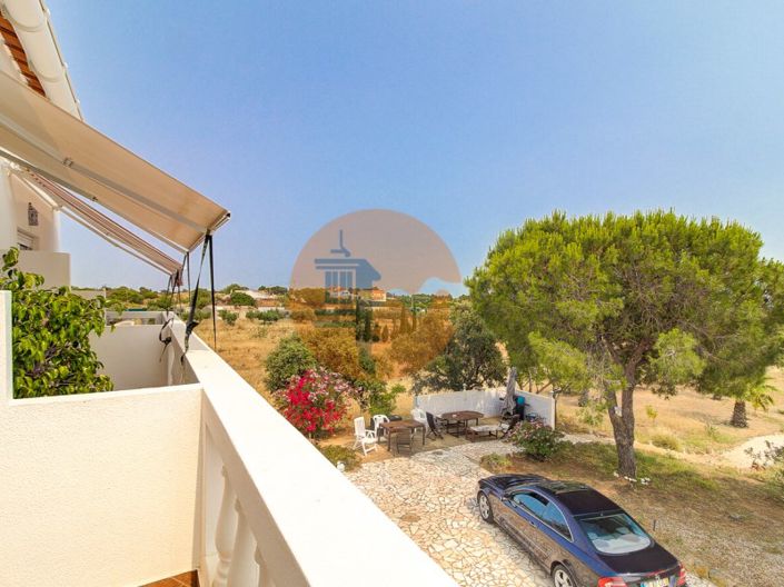 Image No.50-6 Bed House for sale