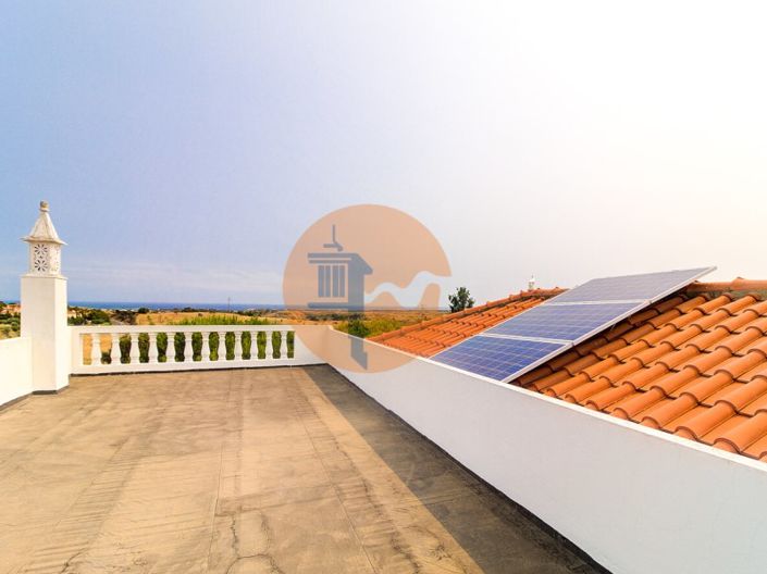 Image No.63-6 Bed House for sale