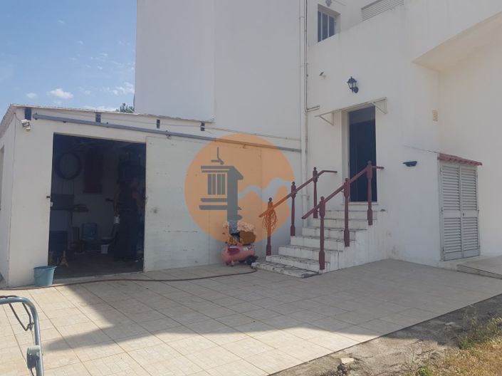 Image No.65-6 Bed House for sale