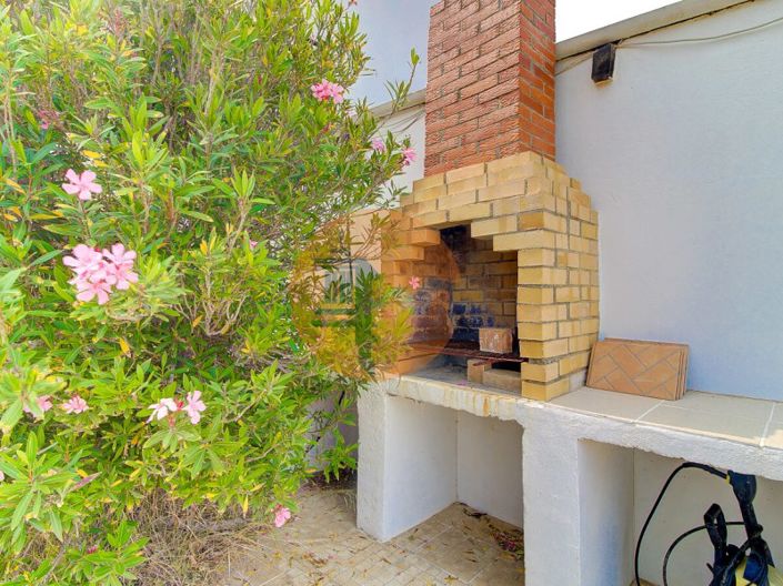 Image No.66-6 Bed House for sale