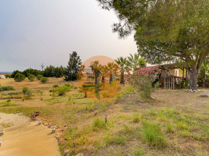 Image No.71-6 Bed House for sale