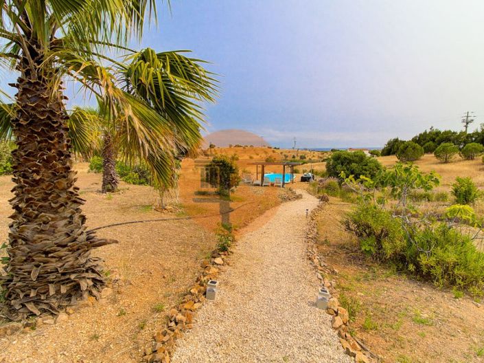 Image No.73-6 Bed House for sale