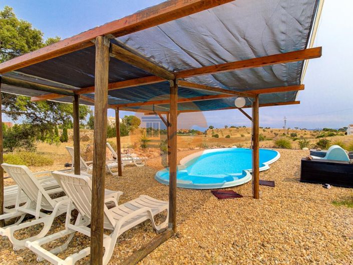 Image No.75-6 Bed House for sale