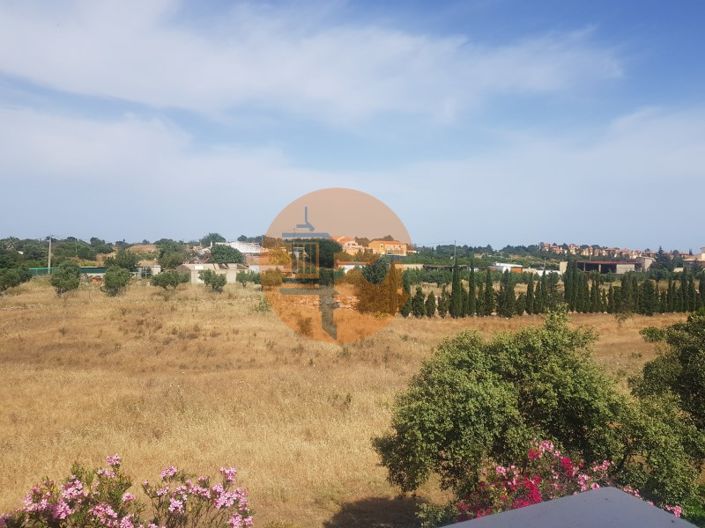 Image No.85-6 Bed House for sale