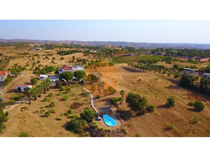 Image No.97-6 Bed House for sale