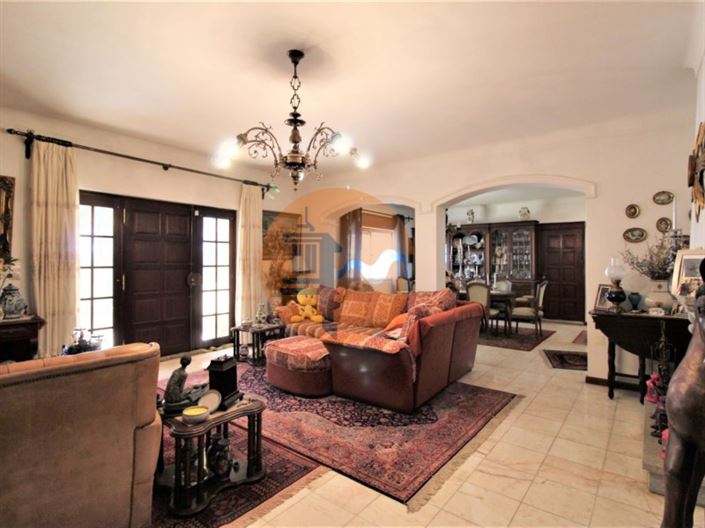 Image No.10-2 Bed House for sale